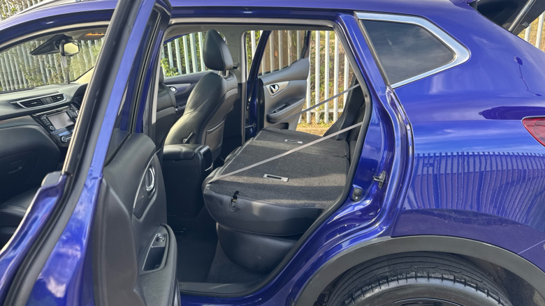 Nissan Qashqai 1.2 DiG-T Tekna 5dr Petrol Hatchback